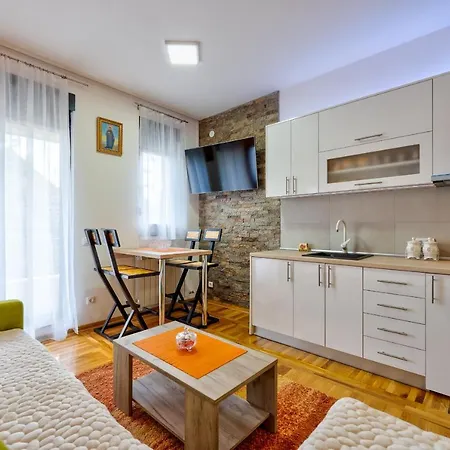 Appartement Jevtic *